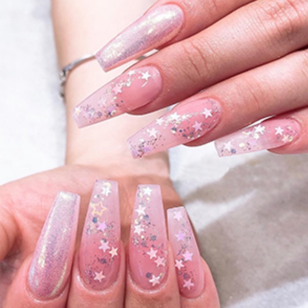 Press on nails